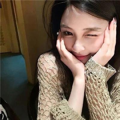 轻拍翻转小魔女